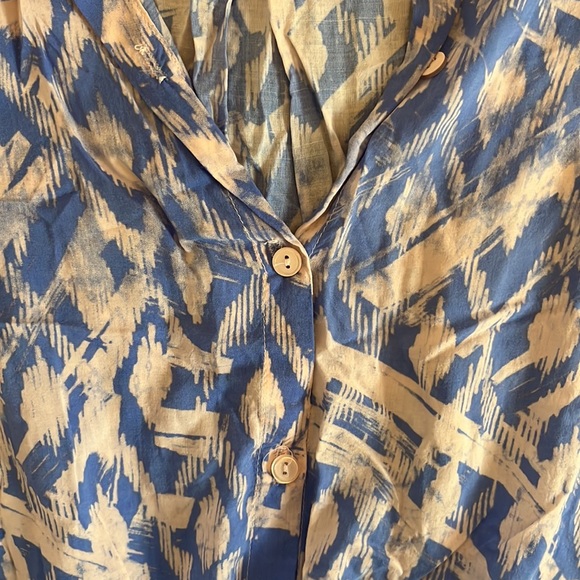 Button Down Blouse with Tie - Picture 2 of 3